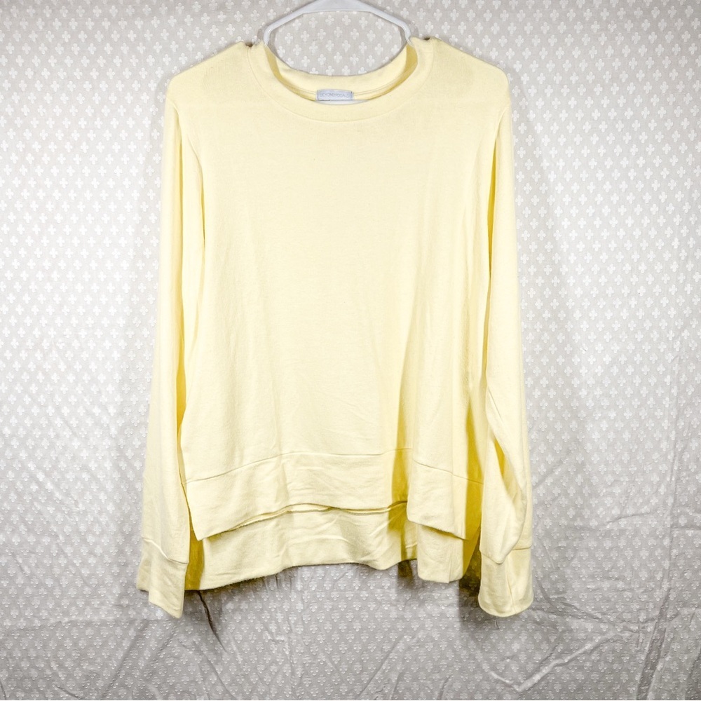 Beyond Yoga Yellow Just‎ Chillin Sweatshirt